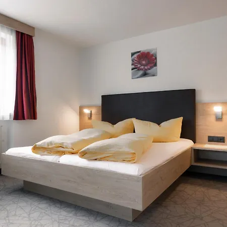 Jaegerheim * Nauders